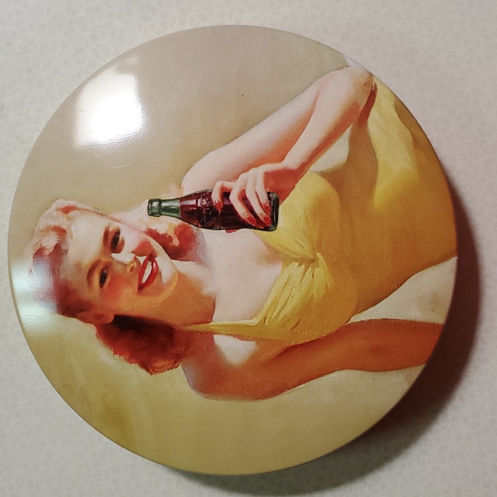 Metal Coca Cola Tin with Lip